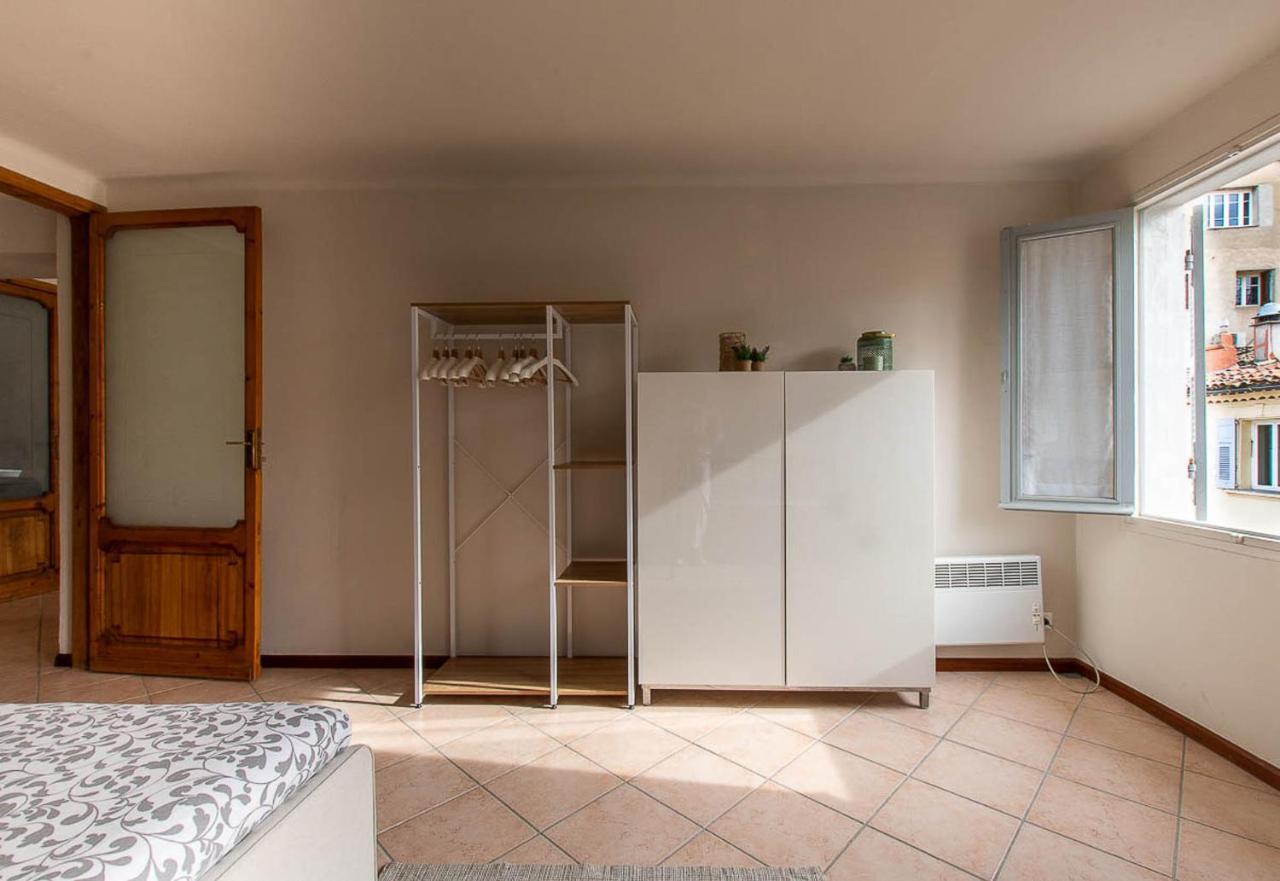 Superbe Appartement Dans Le Coeur De La Ville 昂蒂布 外观 照片