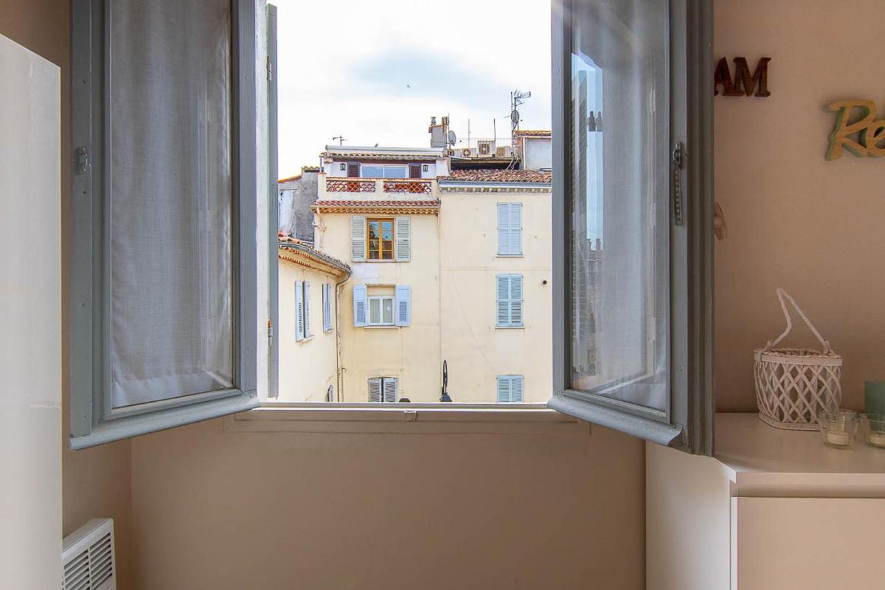 Superbe Appartement Dans Le Coeur De La Ville 昂蒂布 外观 照片